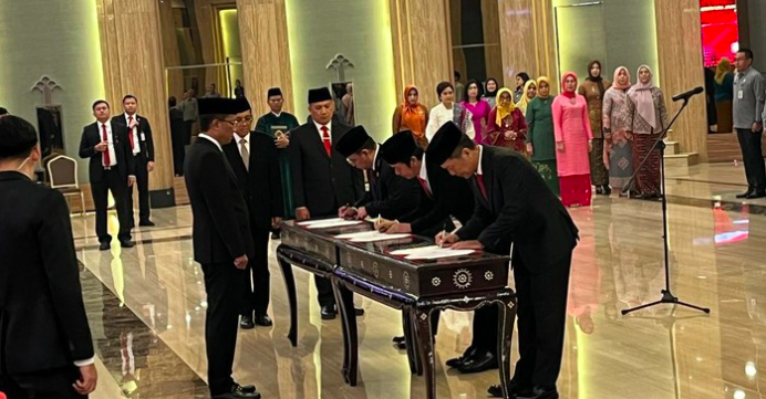 Eks Kapolda Jatim Nico Afinta Resmi Dilantik Sebagai Sekjen Kemenkumham