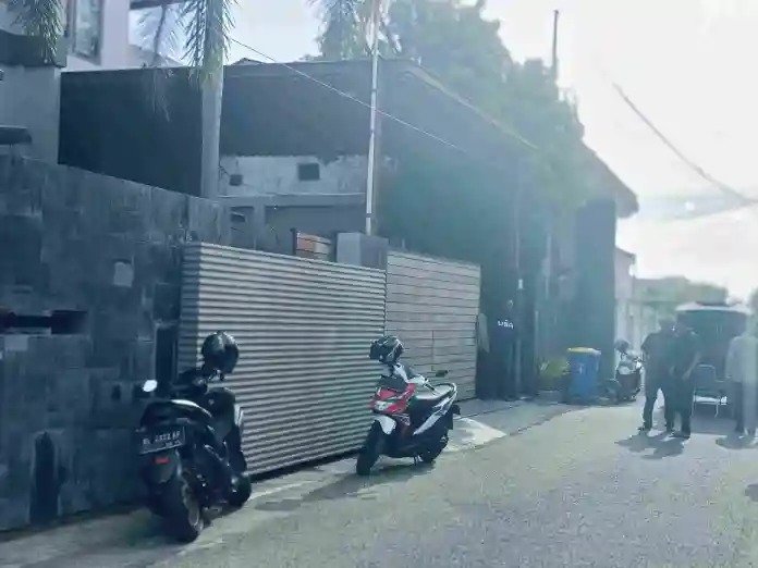 Rumah Bacagub Aceh Bustami Hamzah Dihantam Bom, Warga Panik Saat Subuh