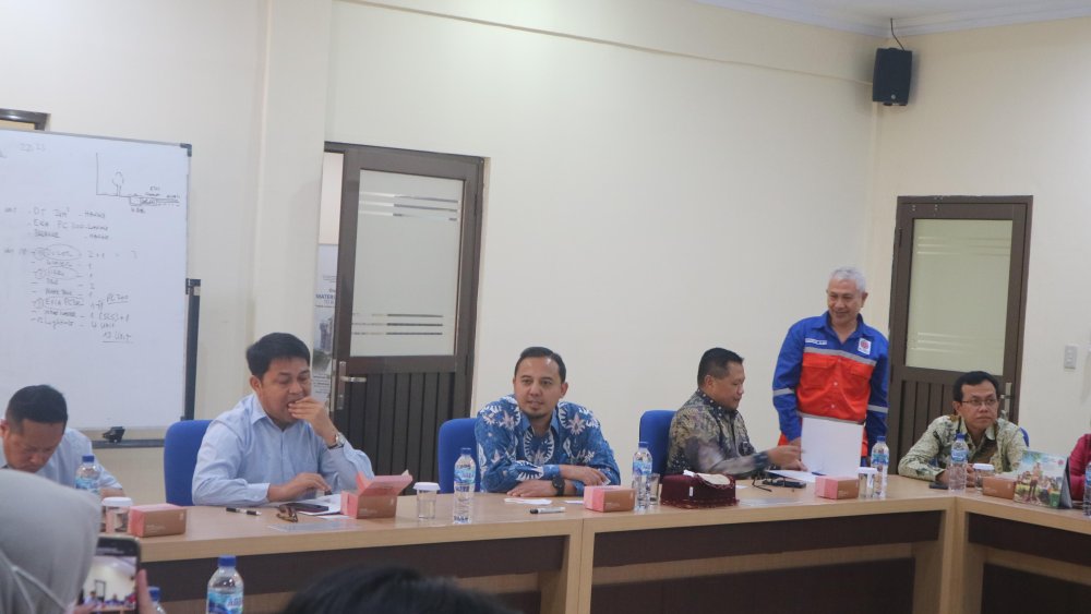 PLN Icon Plus Dorong Penggunaan PLTS Atap Sebagai Langkah Nyata Menuju Energi Hijau Berkelanjutan