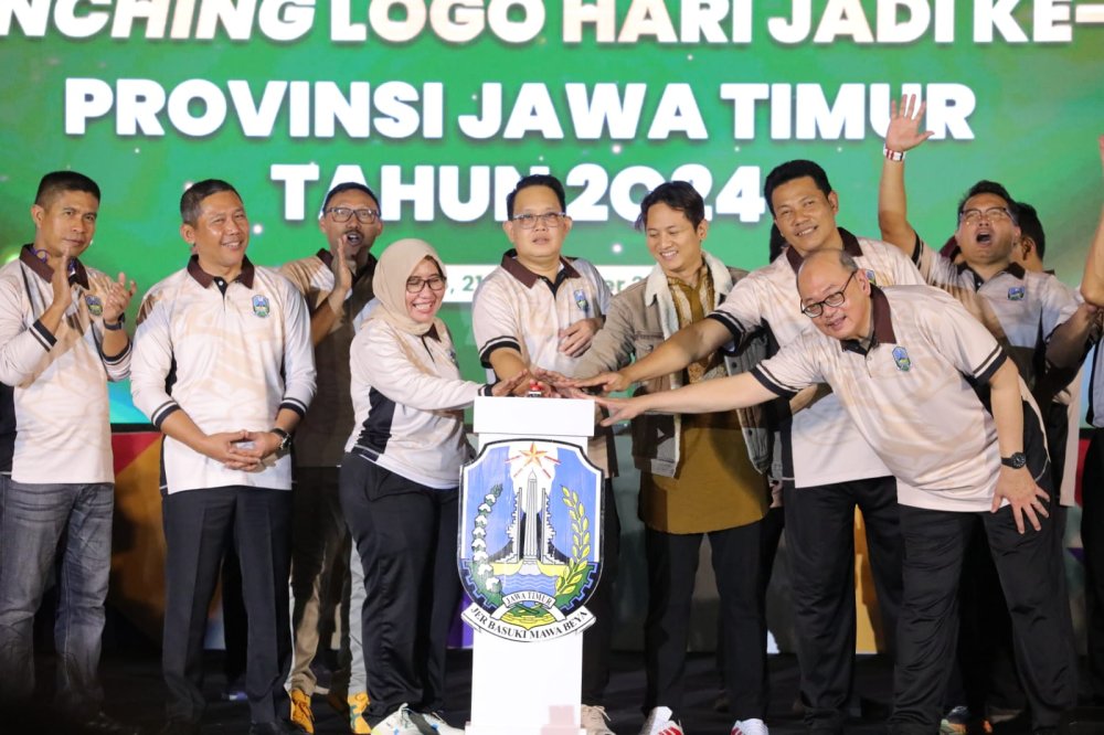 Pj. Gubernur Jatim Bersama Plt. Bupati Sidoarjo Launching Logo Peringatan Hari Jadi Provinsi Jawa Timur ke-79