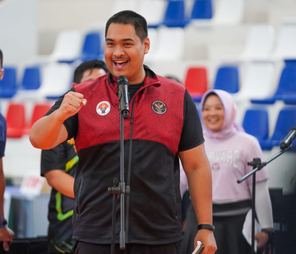 Menpora Dito Pastikan Laga Indonesia vs Bahrain Tetap di Gelora Bung Karno dengan Dukungan FIFA