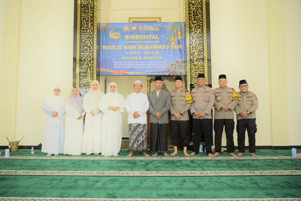 Polres Gresik Gelar Peringatan Maulid Nabi Muhammad SAW, Ajak Masyarakat Wujudkan Pilkada Damai