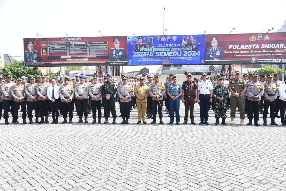 Pjs. Bupati Sidoarjo Pimpin Gelar Apel Pasukan Operasi Zebra Semeru 2024, Fokus pada Kamseltibcarlantas dan Pengamanan Pilkada Serentak 2024