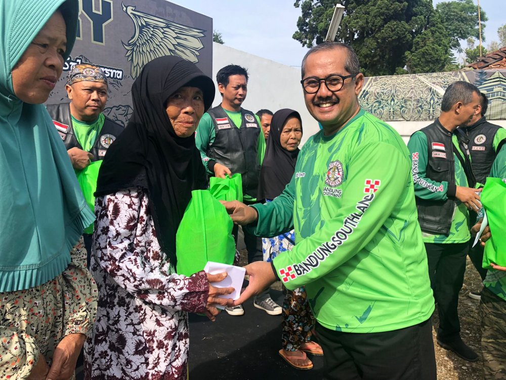 Serah Terima Kepengurusan Baru RORI Sub Chapter Bandung Southland dan Bakti Sosial