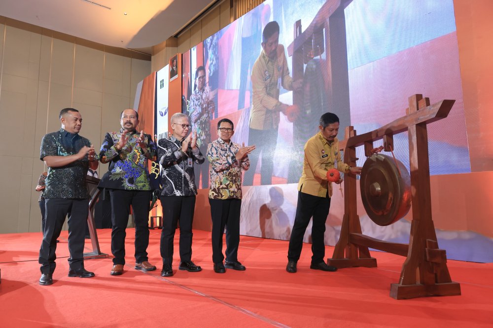 Kenalkan Inovasi Grasi Berbasis Elektronik, Ditjen AHU Sinergi Dengan Kemenkumham Jatim Gelar Diseminasi