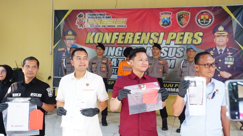 Gunakan Limit Pinjol Teman Beli HP, Pria Sidoarjo Ditangkap Polisi