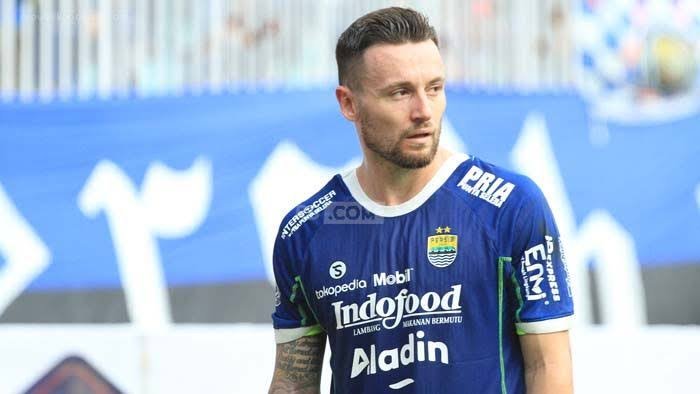 Persib Tumbang dari Zhejiang FC 0-1, Marc Klok : Kami Tidak Beruntung dan Kalah