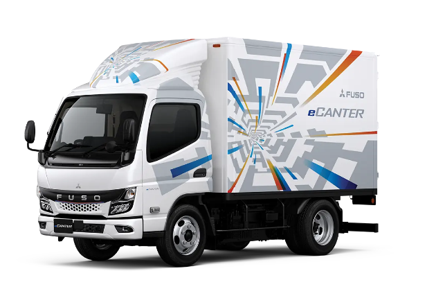 Truk Listrik Mitsubishi Fuso eCanter Resmi Beroperasi di Indonesia