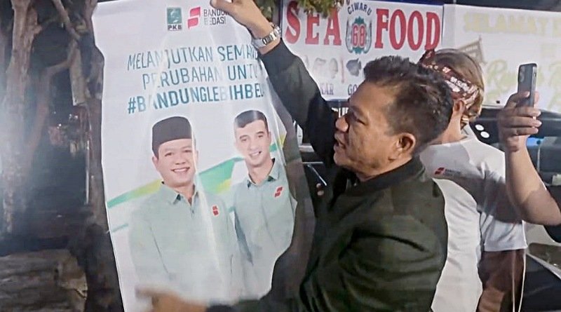 Cabup Kang DS Bantu Cabut APK Dadang-Ali di Masa Tenang