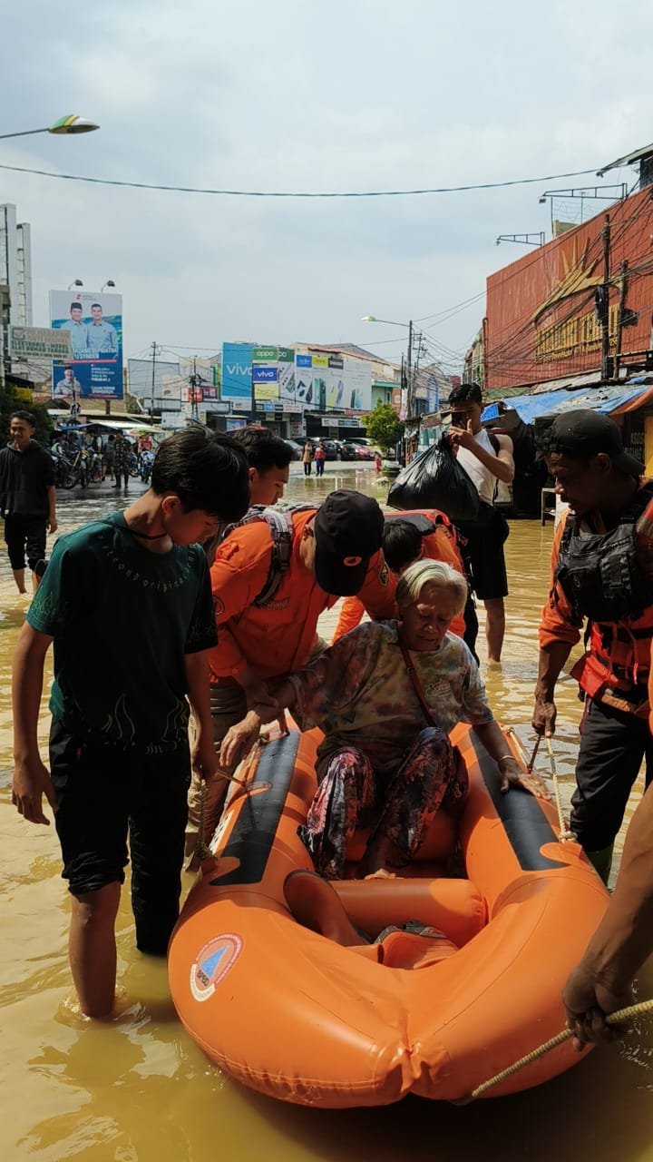 BPBD: 2.014 Rumah, 12.259 KK dan 35.262 Jiwa Terdampak Banjir di Kabupaten Bandung