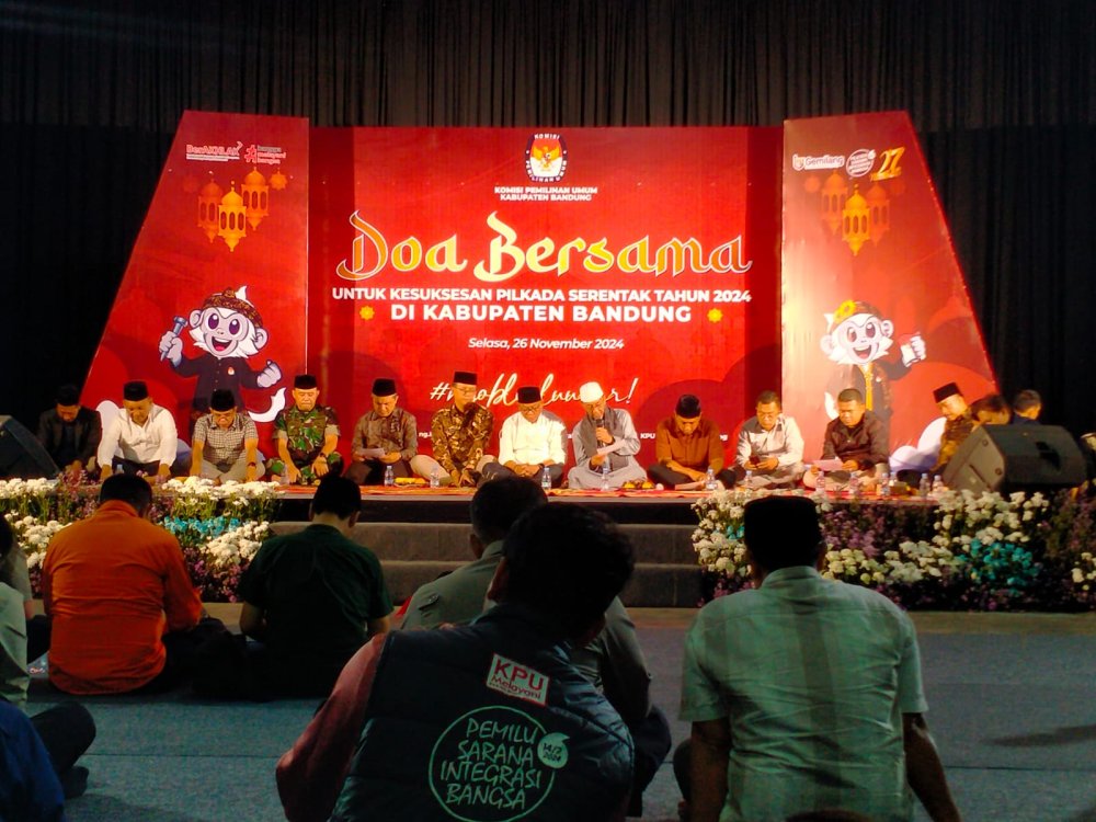Jelang Pilkada Serentak 2024, KPU Gelar Doa Bersama dan Musnahkan Lembar Surat Suara Tidak Terpakai