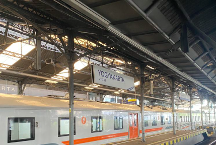 Jadwal kereta api Yogyakarta - Bandung 2024 beserta harga tiketnya
