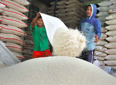 Harga Pangan Hari Ini 9 Desember: Harga Beras & Cabai Kompak Naik Jelang Nataru