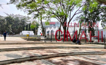 Pemkot Cimahi Bakal Tata Lokasi Pedagang dan Parkir di Alun-alun Cimahi