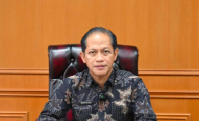 Pemerintah Komitmen Tuntaskan Masalah Sampah pada 2026