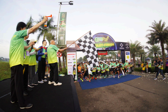 Lebih dari 1000 Peserta Ikuti Mandatalam Earth Run 2024 di Podomoro Park