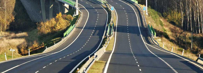 Pemotor Bonceng Tiga Masuk Tol Jakarta-Cikampek, Polisi Beri Teguran