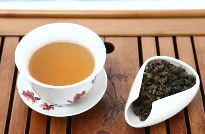Teh Oolong: Manfaat dan Khasiatnya bagi Kesehatan