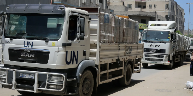 Israel Klaim Ratusan Truk Bantuan Masuk Gaza di Hari Pertama Jeda Tempur