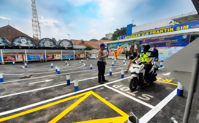 Selain Ujian di Satpas, Pemohon SIM Kini Harus Lulus Ujian di Jalan Umum
