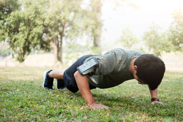 Dokter Zaidul Akbar Ungkap Manfaat Luar Biasa Rutin Lakukan Push Up, Plank, dan Squat