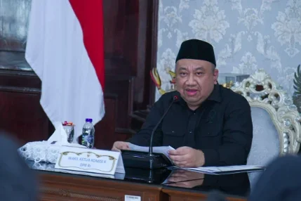 Lalu Sebut SE Mendikdasmen Solusi Jangka Pendek, Desak Hapus Kastanisasi Guru