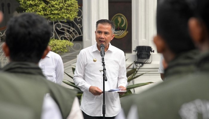 Penjabat Gubernur Bey Machmudin Soroti Tantangan Pembangunan di Jawa Barat