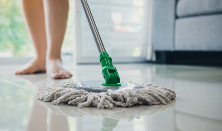 Tips Ampuh Agar Lantai Keramik Bersih dan Mengkilap