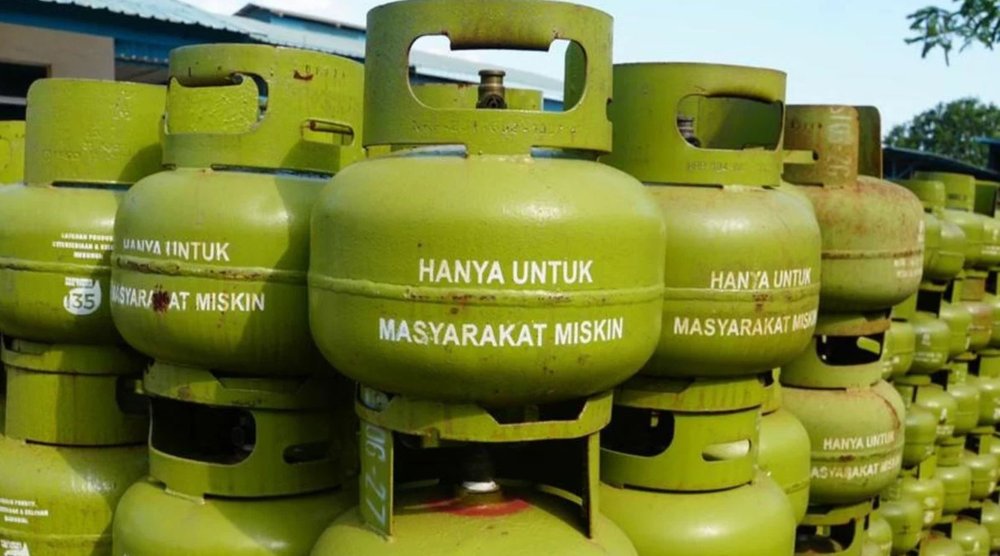 Prabowo Subianto Instruksikan ESDM Aktifkan Kembali Pengecer Gas LPG 3 KG