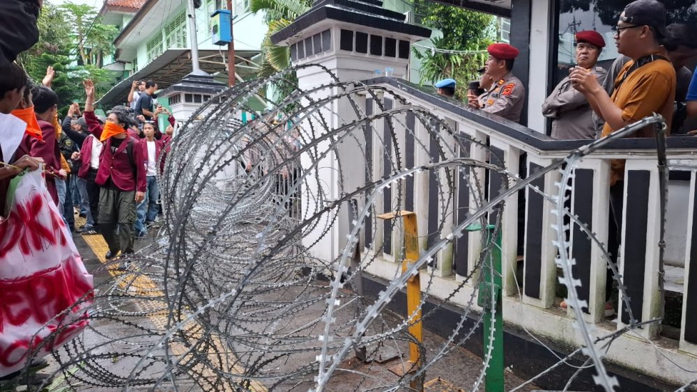 Mahasiswa Sukabumi Berunjuk Rasa, Tolak Efisiensi Anggaran Pendidikan
