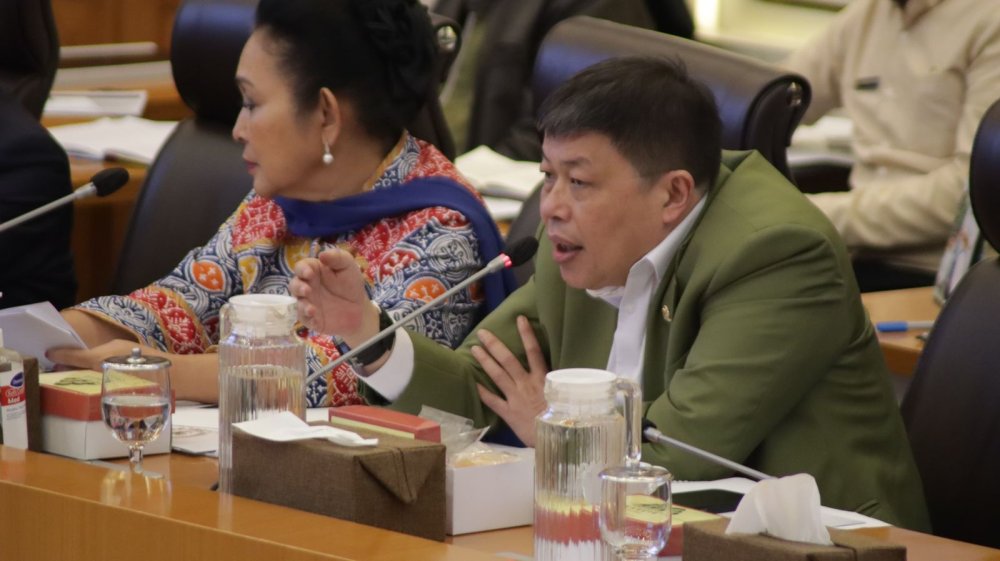 Alex Indra Lukman Sebut Penyelesaian Kasus Pagar Laut Menghina Akal Sehat