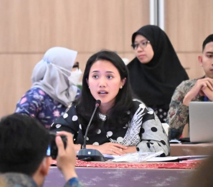 Rapat Bersama Bappenas, Puteri Komarudin Soroti Isu Lingkungan
