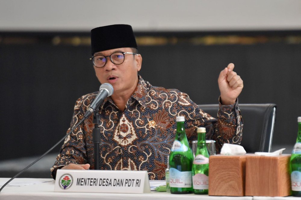 Mendes PDT Tandatangani MoU Strategis untuk Percepat Pemberantasan Kemiskinan di Desa