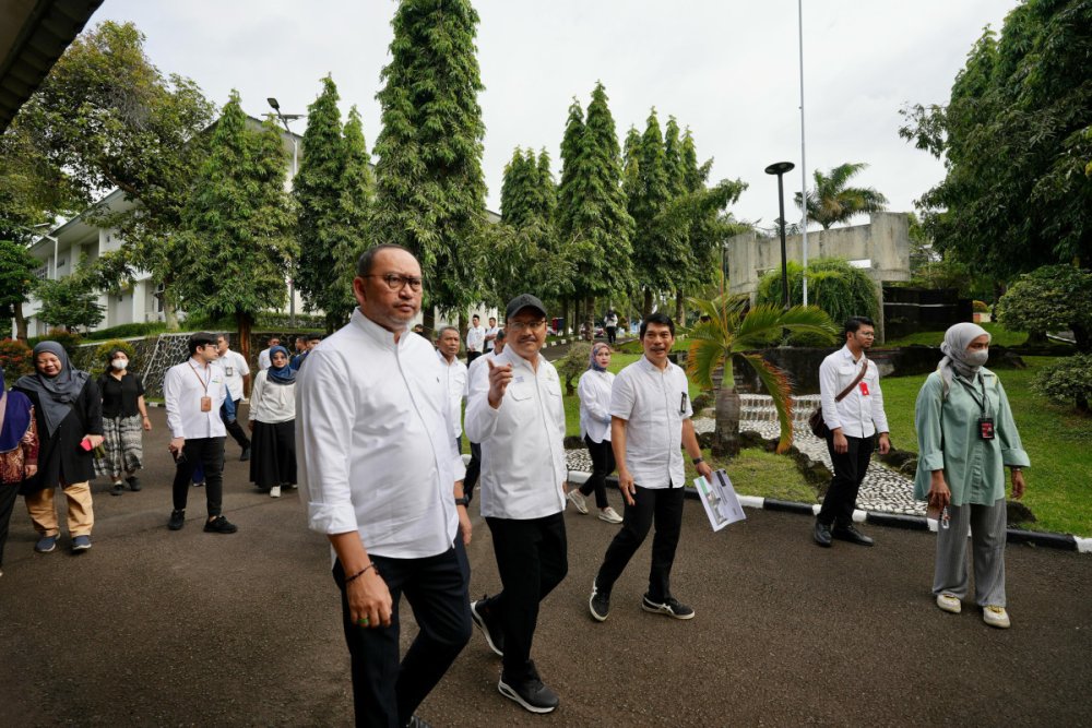 Pastikan Kesiapan Sekolah Rakyat, Mensos Cek Sarana dan Prasarana Pusdiklatbangprof Margaguna