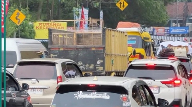 H-1 Arus Mudik Lebaran 2025, Jalur Nagreg Mulai Padat