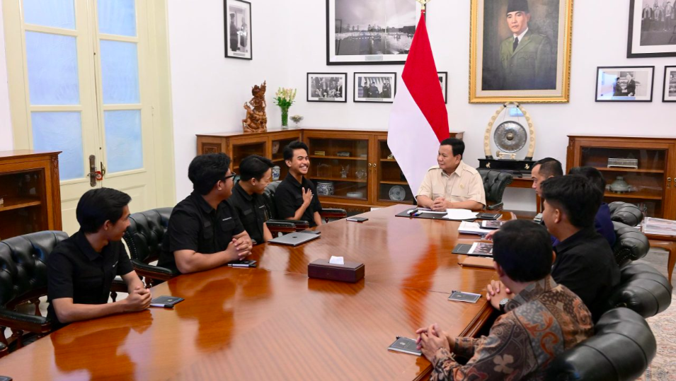 Prabowo Subianto Apresiasi Pandawara Group: Terus Berjalan, Jangan Lelah