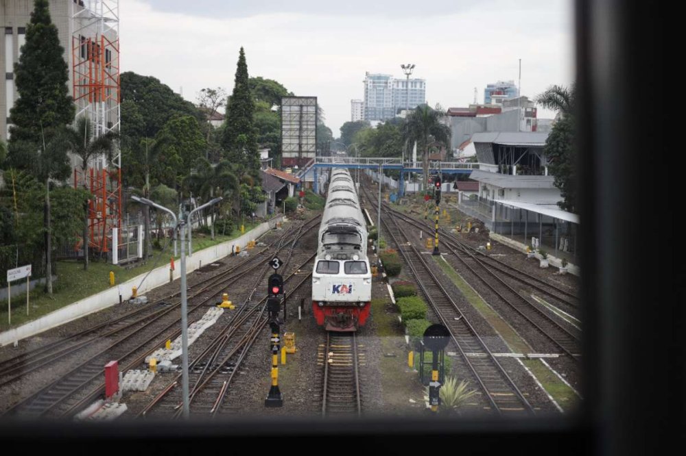 Dedi Mulyadi Akan Diaktifkan Kembali Jalur KA di Jabar, Termasuk Bandung-Ciwidey