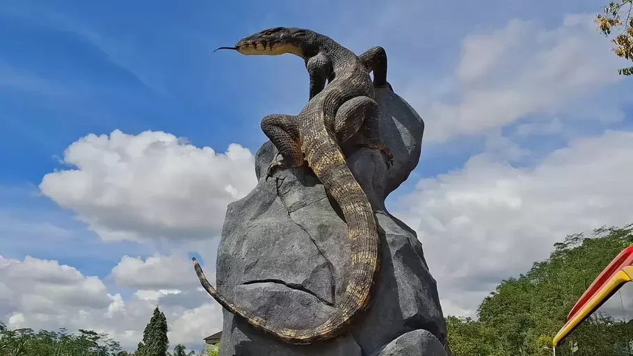 Kreativitas Seniman Lokal: Tugu Biawak Wonosobo Menjadi Ikon Baru yang Menarik
