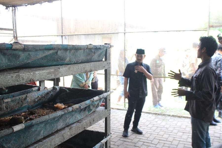 Bupati Bekasi: Pemanfaatan Maggot Solusi Pengelolaan Sampah Ramah Lingkungan