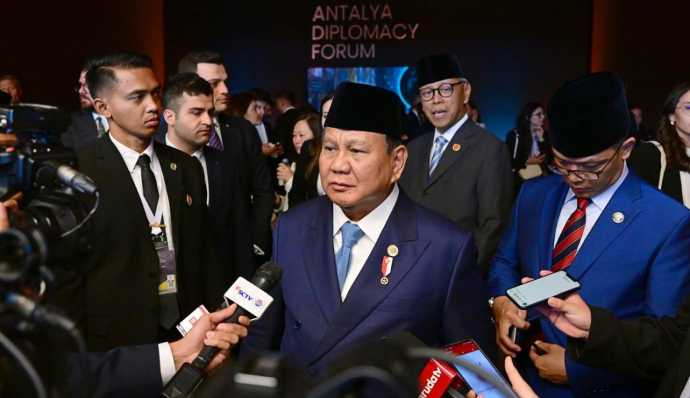 Prabowo Tegaskan Indonesia Netral dalam Konflik Dagang AS–China