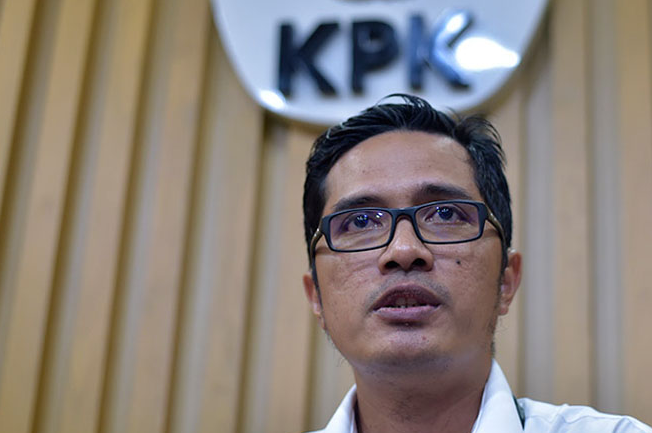 Diperiksa KPK, Febri Diansyah Jelaskan Alasan Bela Hasto