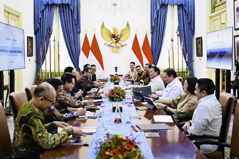 Prabowo Bahas Respons Ekonomi Global dan Kebijakan Tarif bersama Jajaran Kabinet