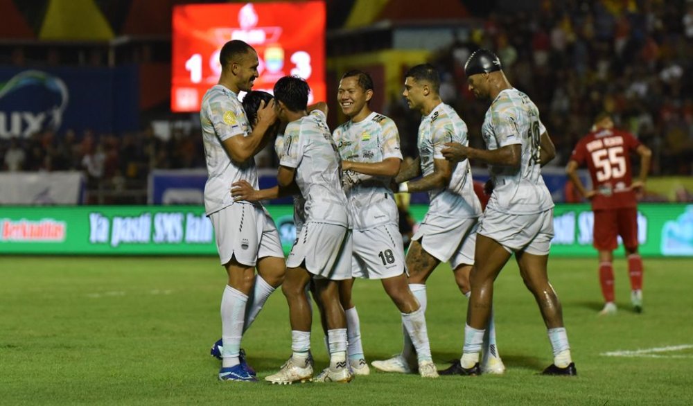 Persib Bandung Cetak 51 Gol Disumbangkan 12 Pemain, Begini Analisa Coach Bojan