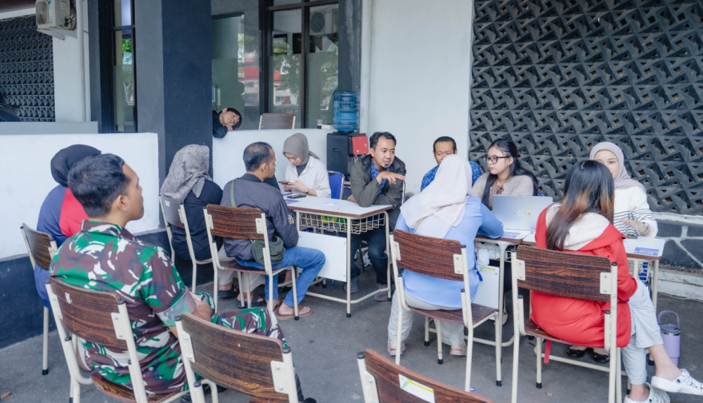 PPDB Resmi Diganti Jadi SPMB, Farhan Tekankan Sosialisasi Menyeluruh
