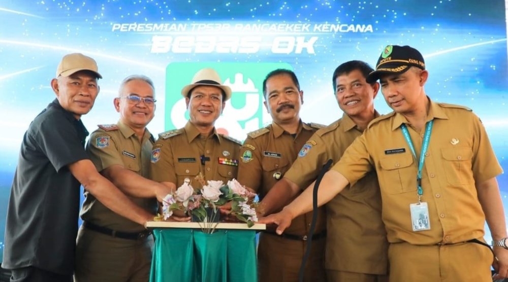 Menyelesaikan Persoalan Sampah, Camat Diar: Bupati Bandung Minta Kepala Desa Menyediakan Lahan TPS3R