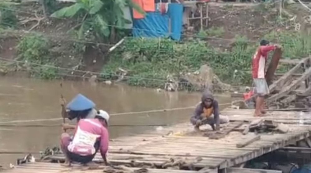 Plt. Camat Bojongsoang: Jembatan Apung Cijeruk Sudah Dibongkar