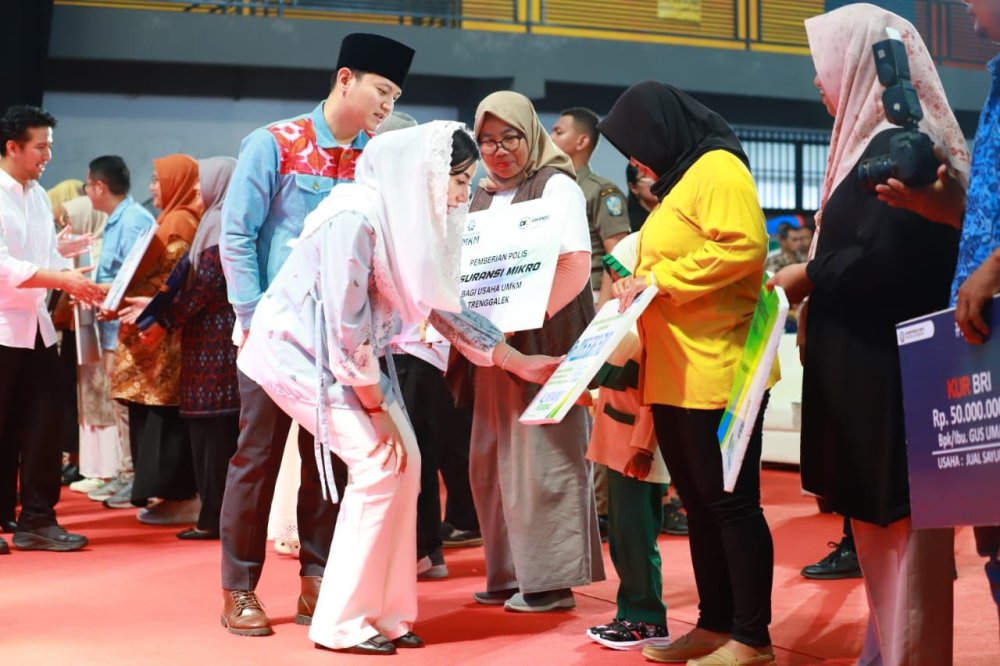 Novita Hardini Hadirkan Layanan Perlindungan dan Kemudahan bagi 1.200 UMKM Trenggalek