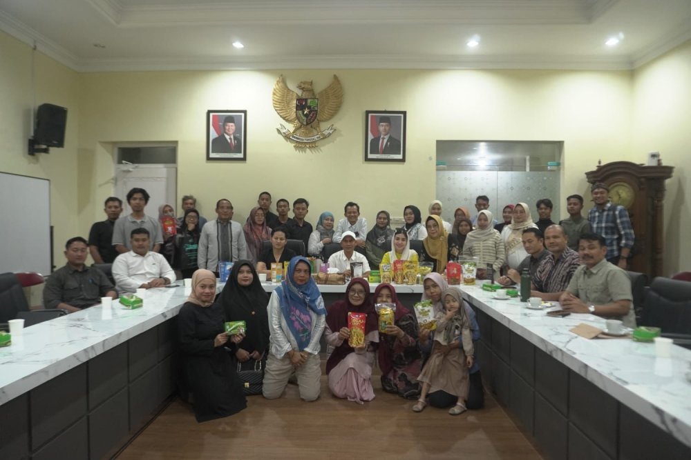 Novita Hardini Gandeng Ajik Krisna, Dorong UMKM Trenggalek Tembus Pasar Nasional