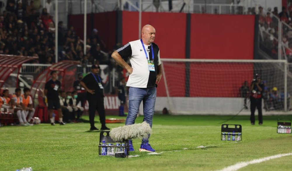 Setelah 30 Tahun, Hodak Samai Rekor Abah Tohir, Bawa Persib Juara Liga 1 Back to Back