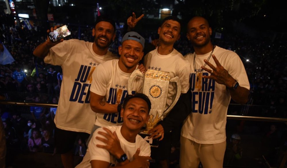 20 Lokasi Nobar Persib Bandung vs Barito Putera Pekan Ke-32 Liga 1